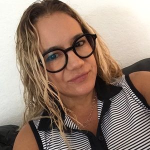 Meet your Posher, Kaeina